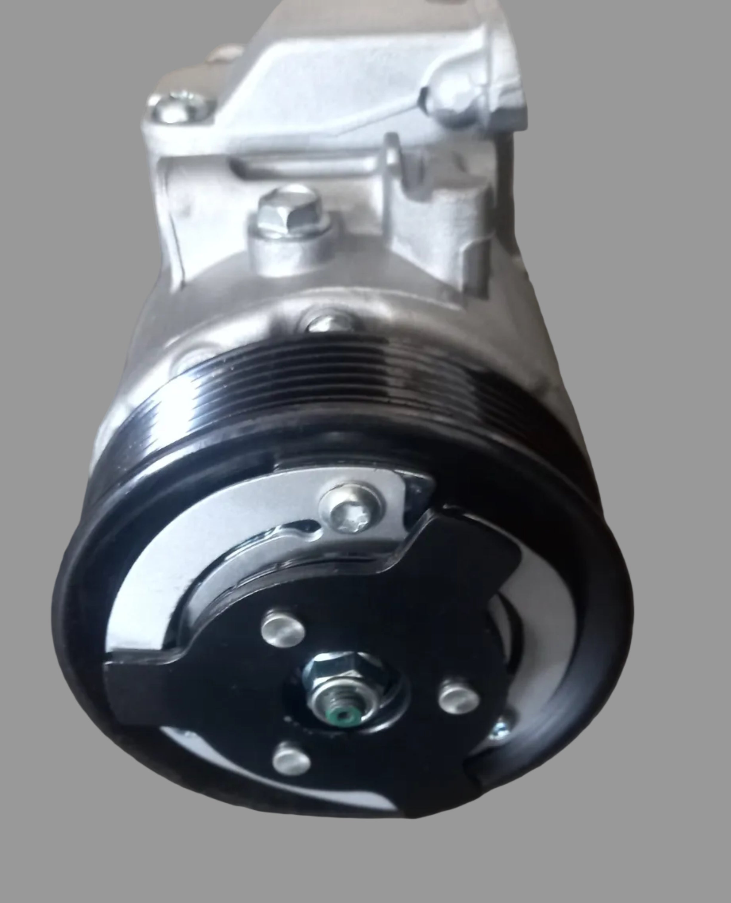 POLO AIRCON COMPRESSOR T1