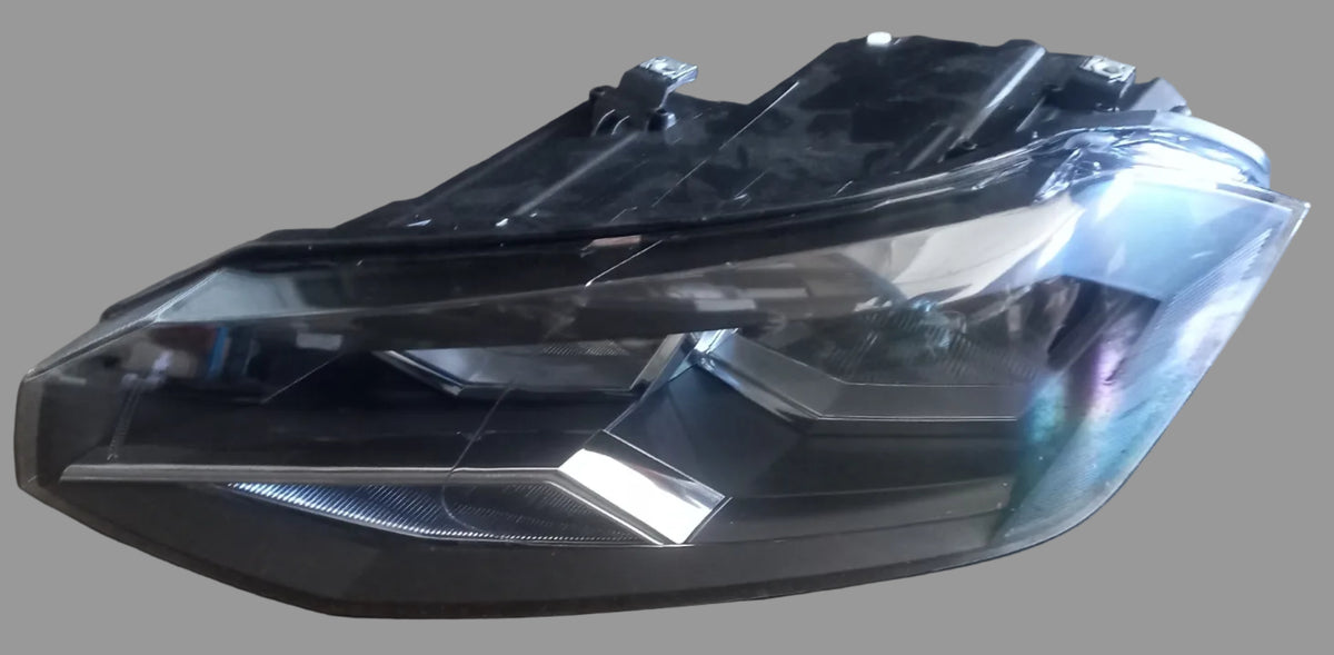 POLO 8 HEADLAMP LHS