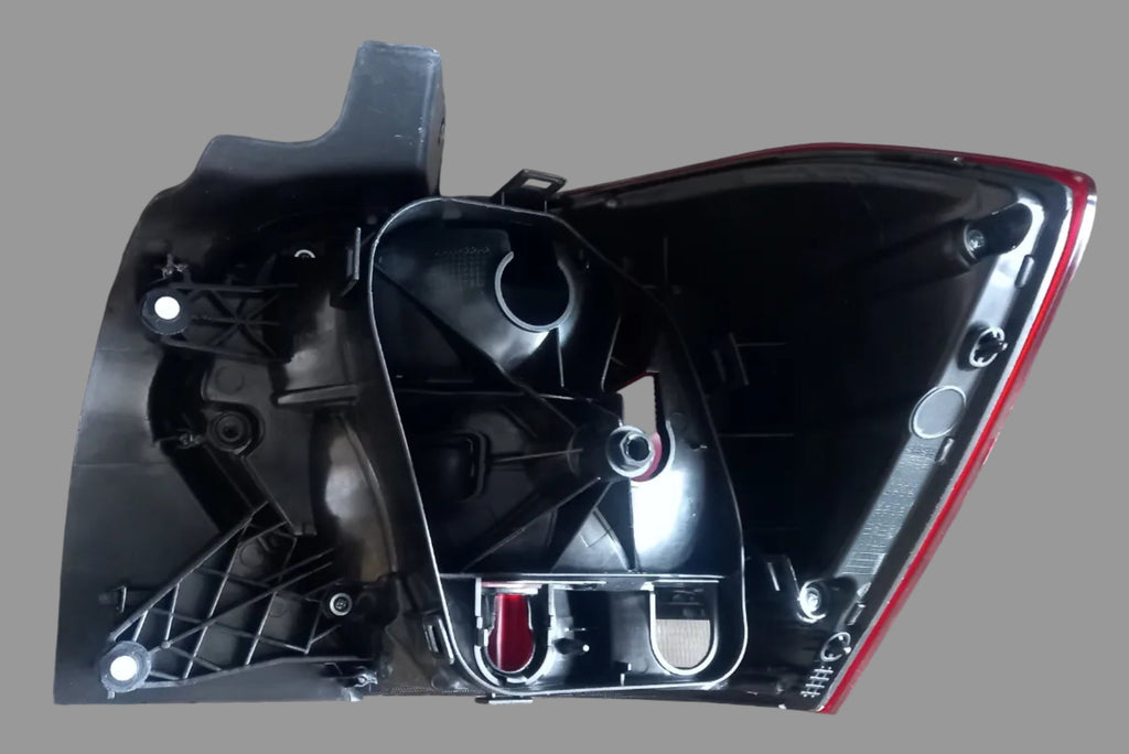 POLO 8 TAIL LAMP LHS