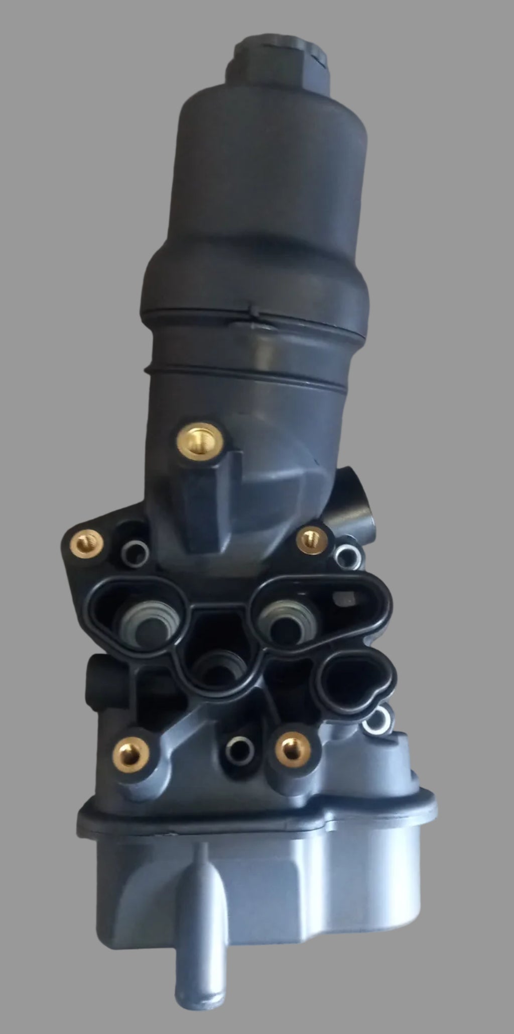 AUDI A3/GOLF 5 OIL COOLER HOUSING FSI