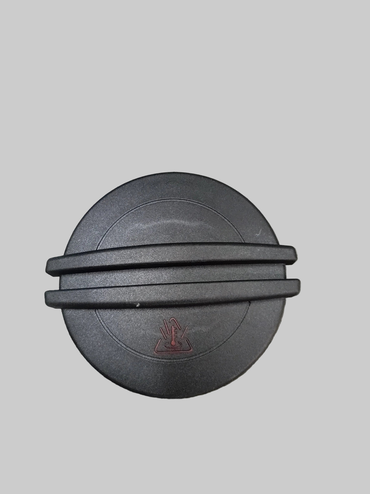 POLO RADIATOR WATER BOTTLE CAP (BLACK)