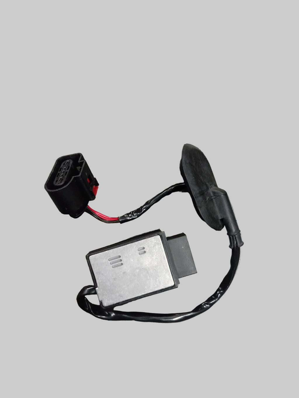 GOLF 5 FUEL PUMP RELAY