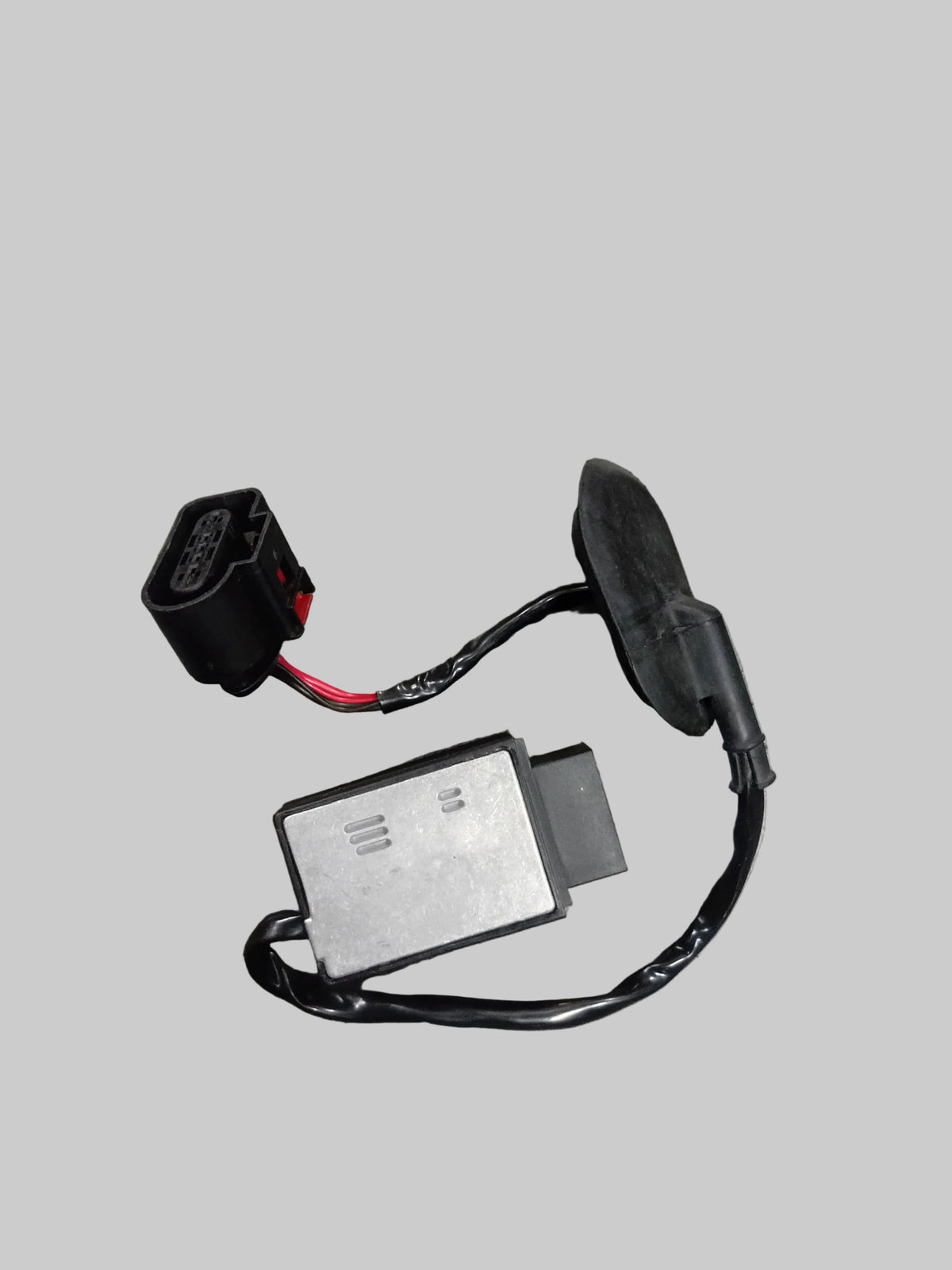 GOLF 5 FUEL PUMP RELAY
