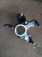 POLO STUB AXLE RIGHT FRONT