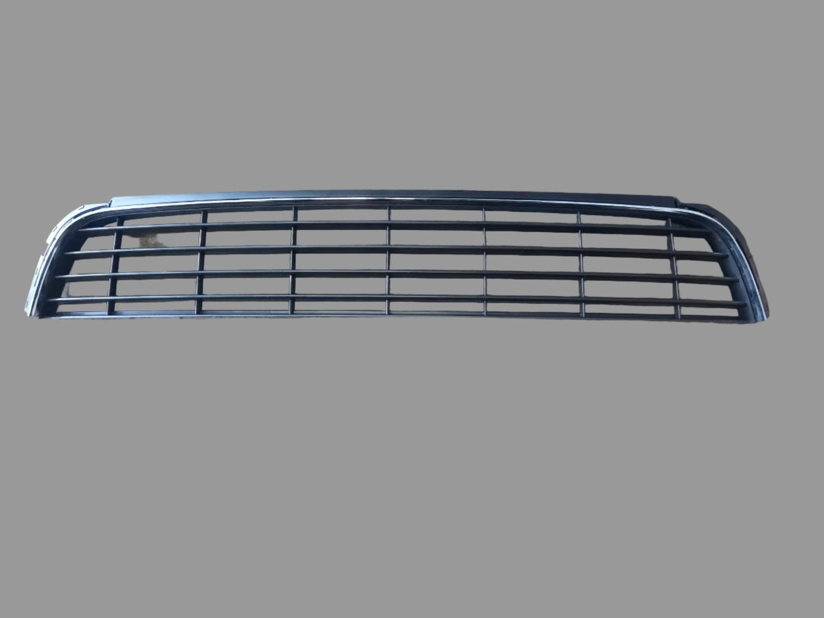 GOLF 6 CENTER BUMPER GRILLE