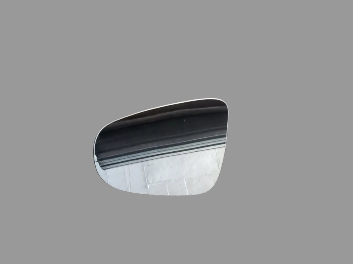GOLF 6 MIRROR GLASS LHS