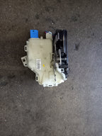 POLO 9N3 DOOR LOCK RIGHT REAR