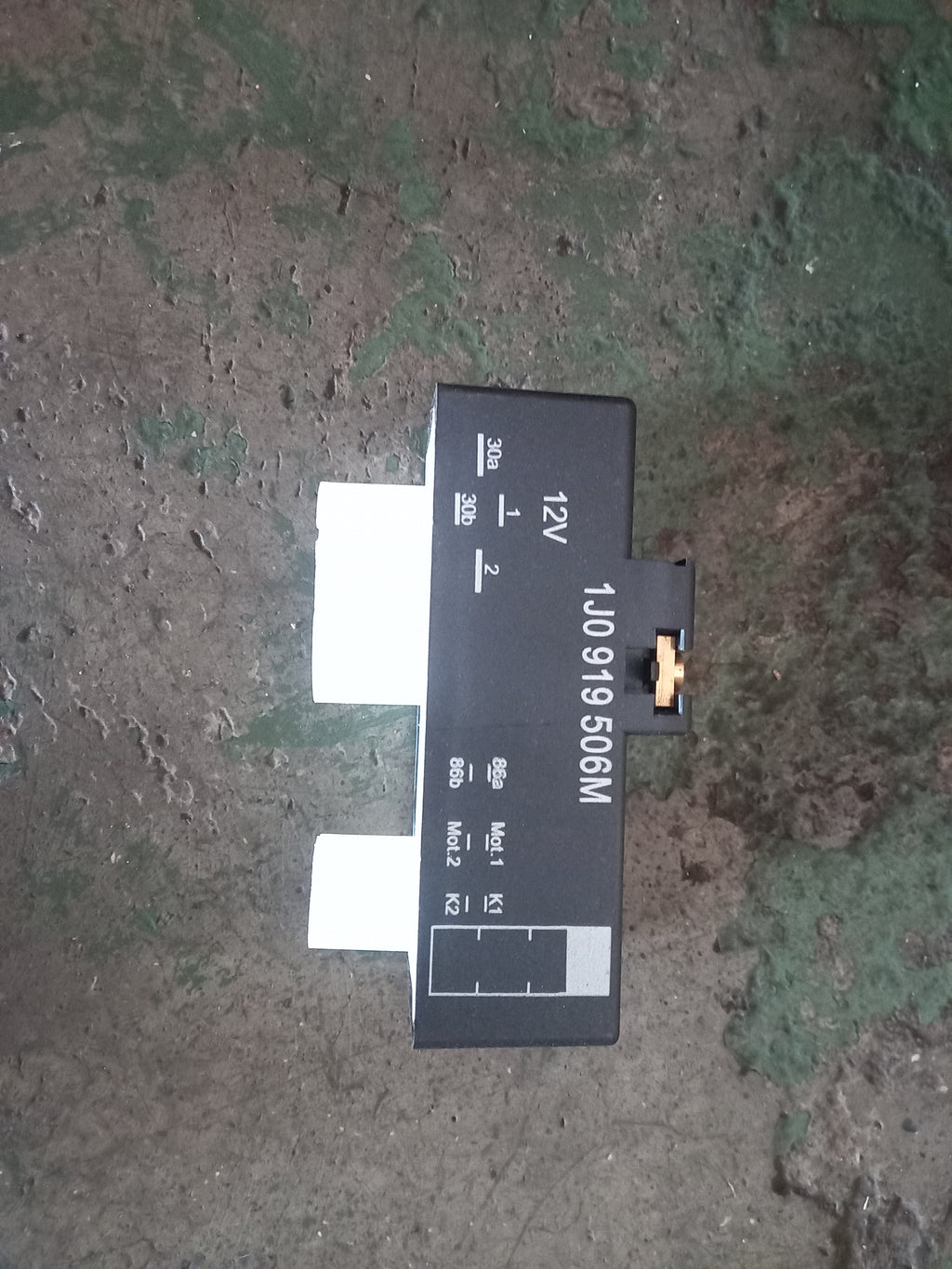 POLO 9N3/VIVO AIRCON RELAY
