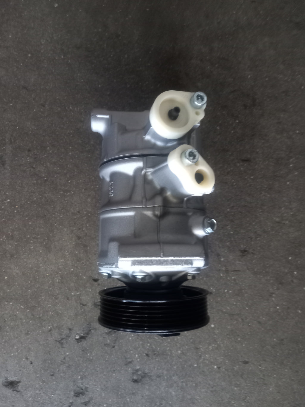 GOLF 5 AIRCON COMPRESSOR T2