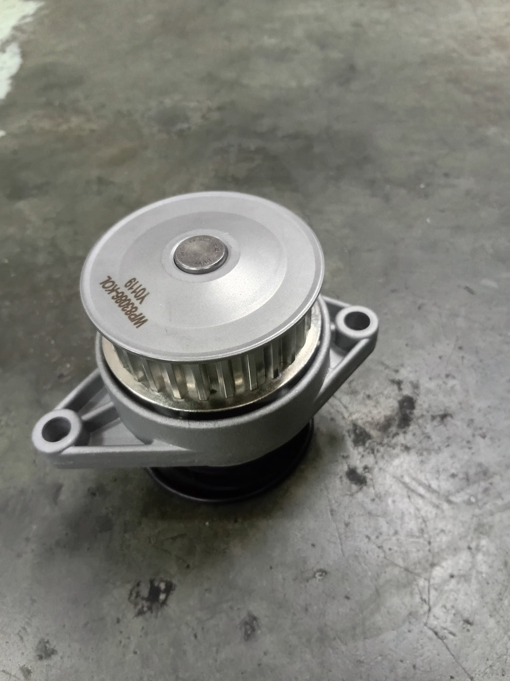 POLO 9N3 BLM/BAH WATER PUMP