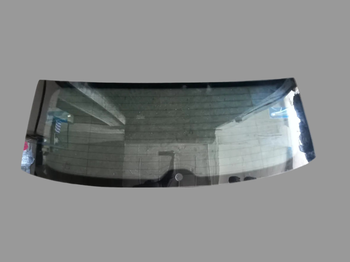 POLO 6 REAR WINDSCREEN