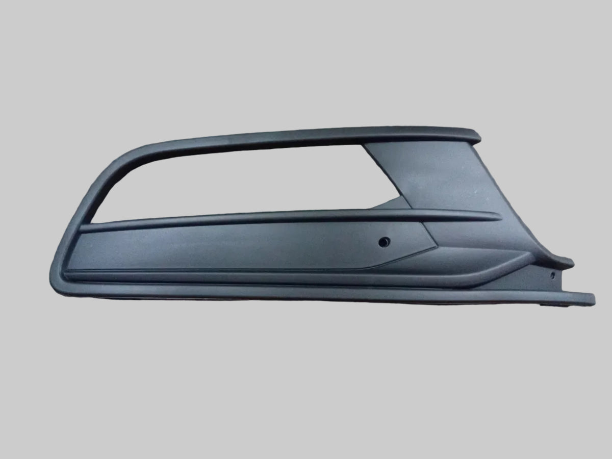POLO 6 VIVO BUMPER GRILL WITH SPOT RHS