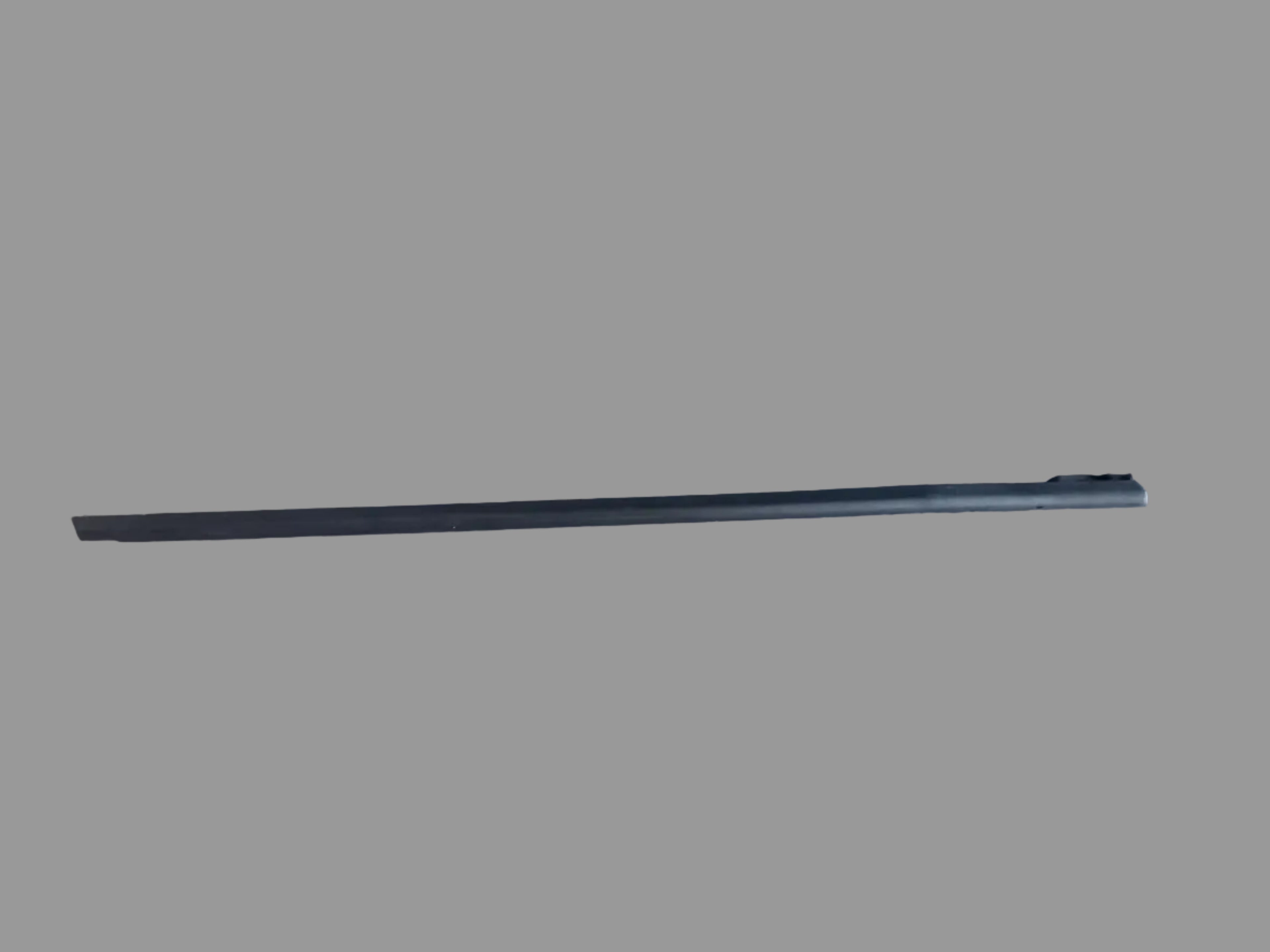 POLO 6 WEATHER STRIP RIGHT FRONT