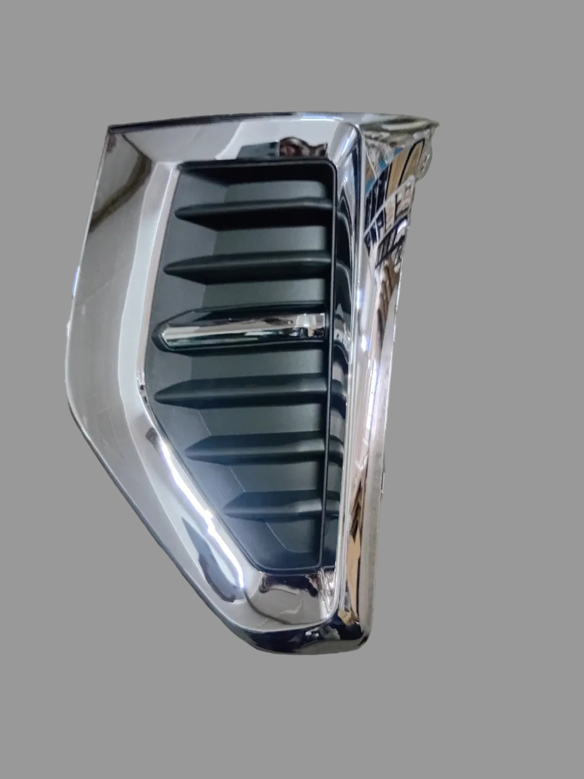 HAVAL JOLION FOG GRILLE CHROME LHS
