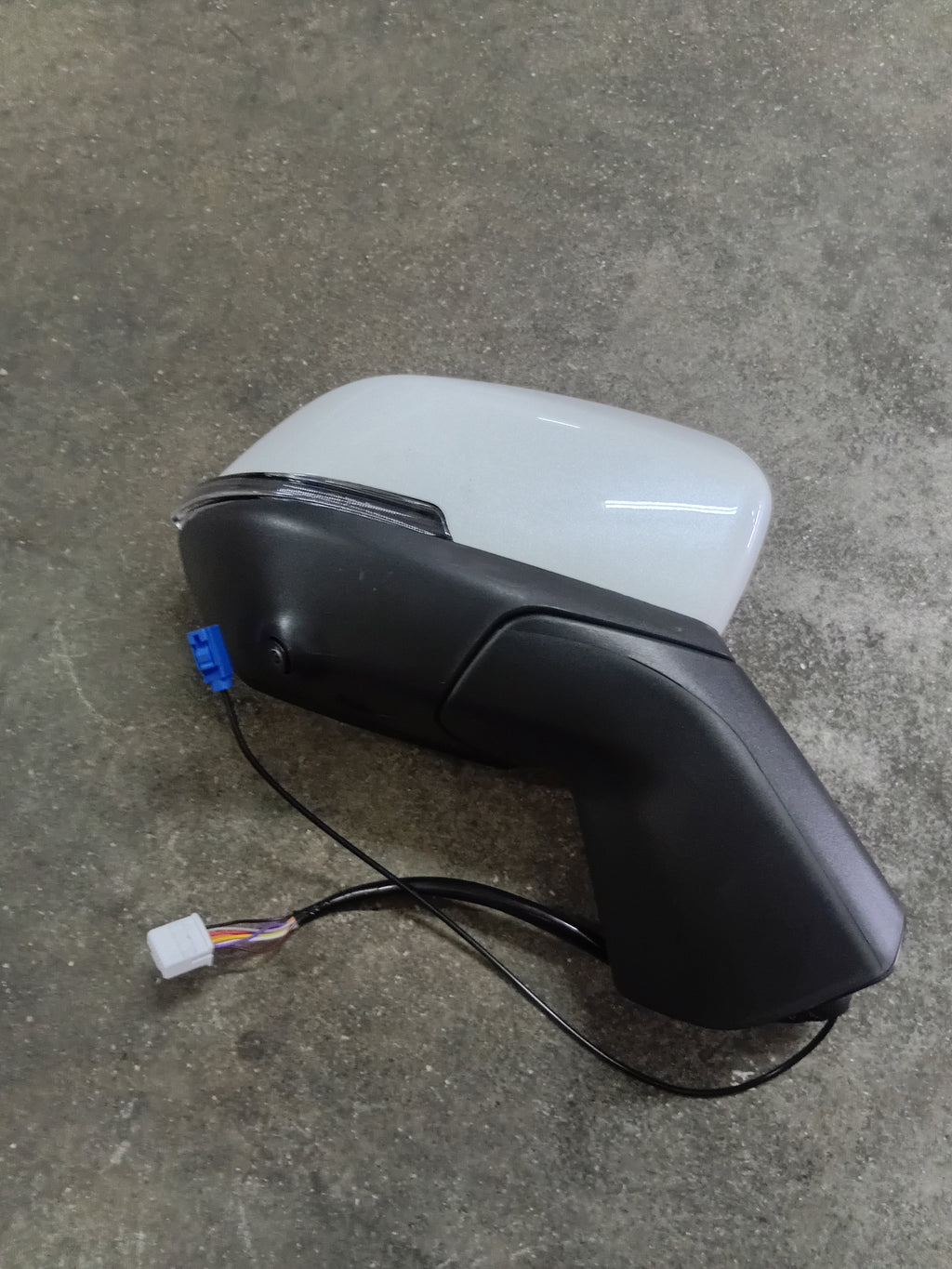 HAVAL JOLION 24 DOOR MIRROR RHS (9 WIRE)