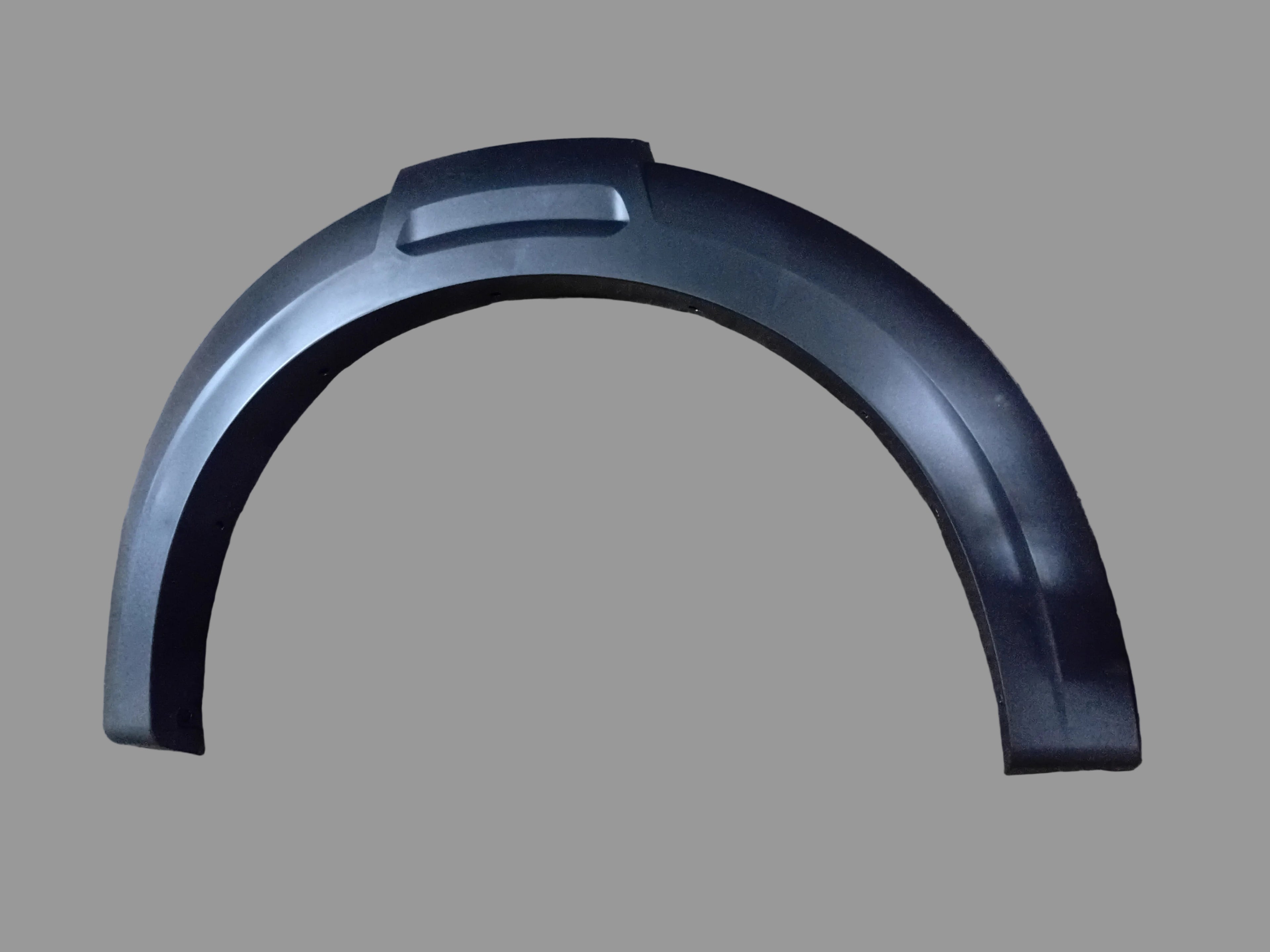 P300 FRONT WHEEL ARCH RIGHT FRONT