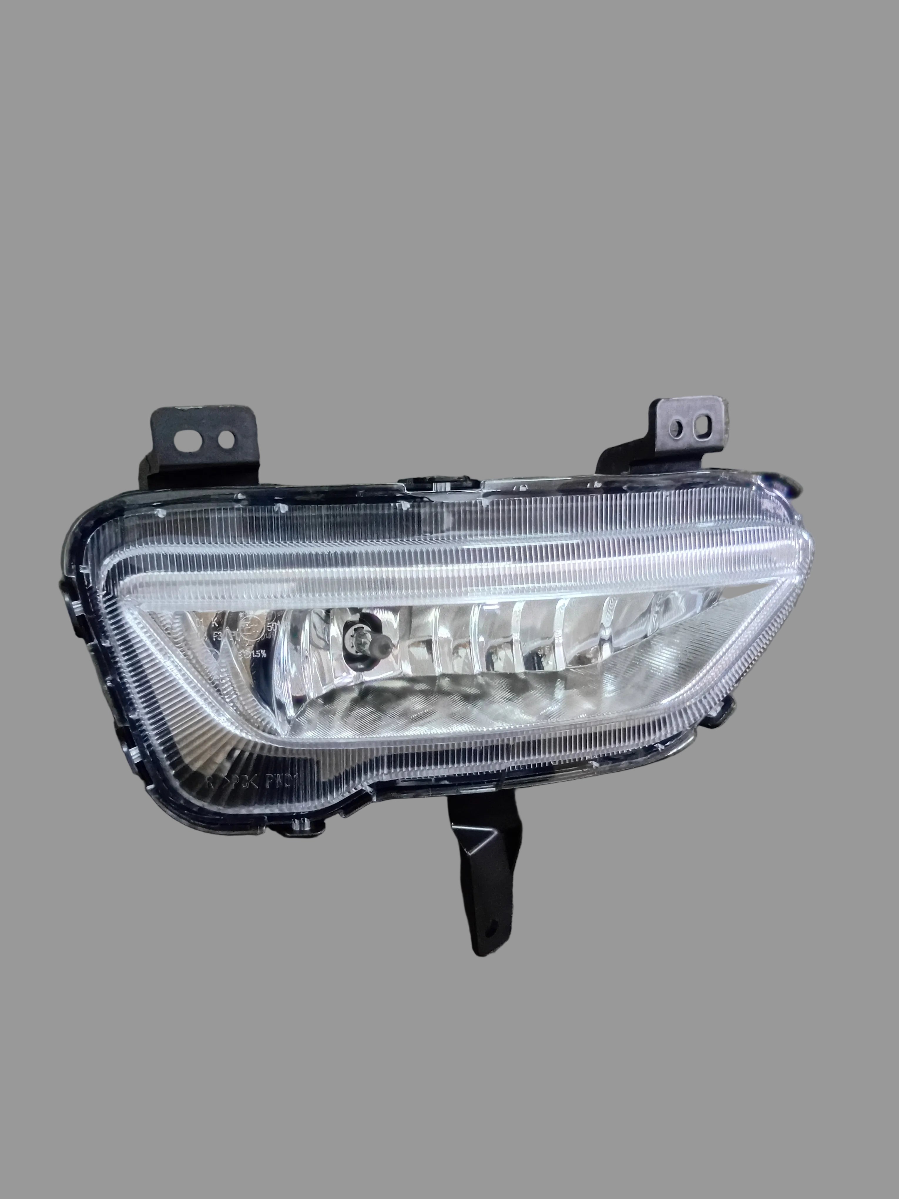 P SERIES FRONT FOG LAMP RHS