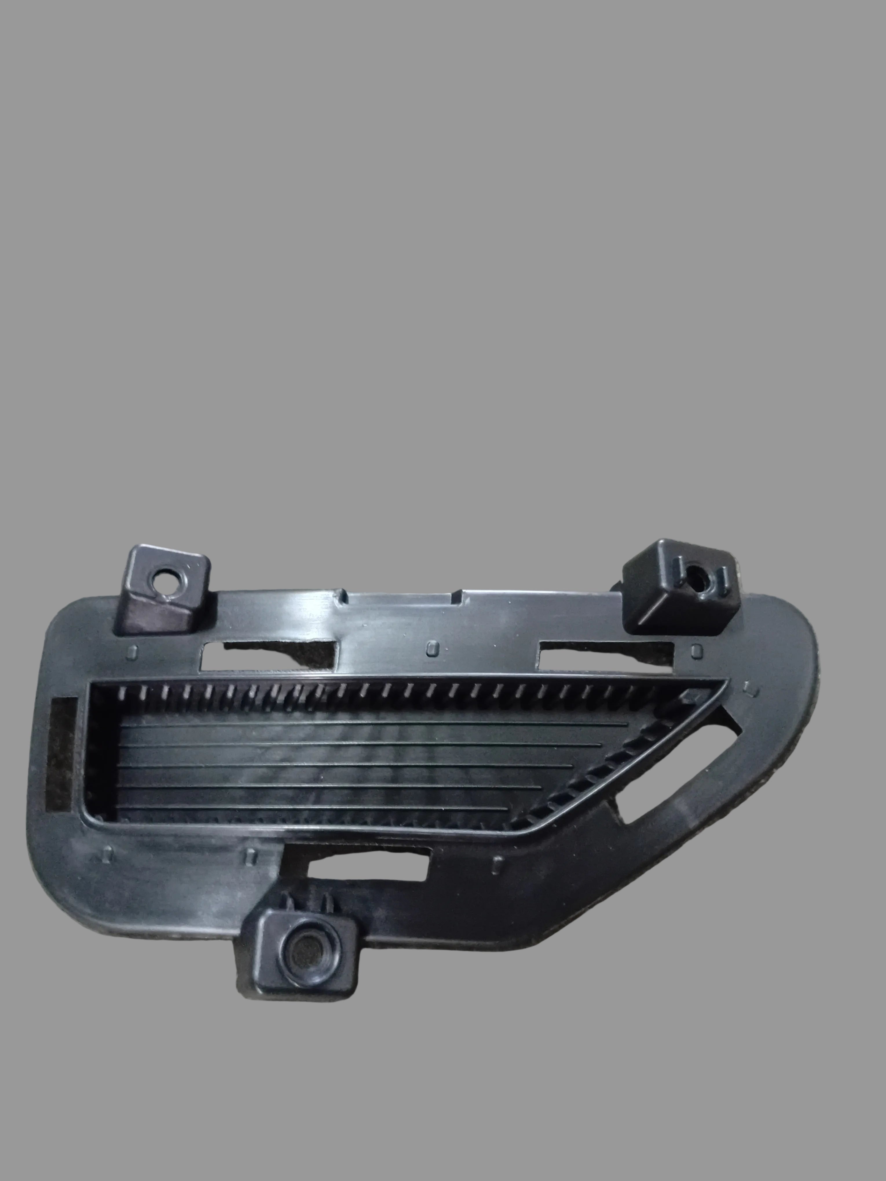 CHERY TIGGO 4 PRO REAR BUMPER EXHAUST COVER LHS (BLACK)